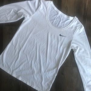 Nike dry fit workout shirt NWT